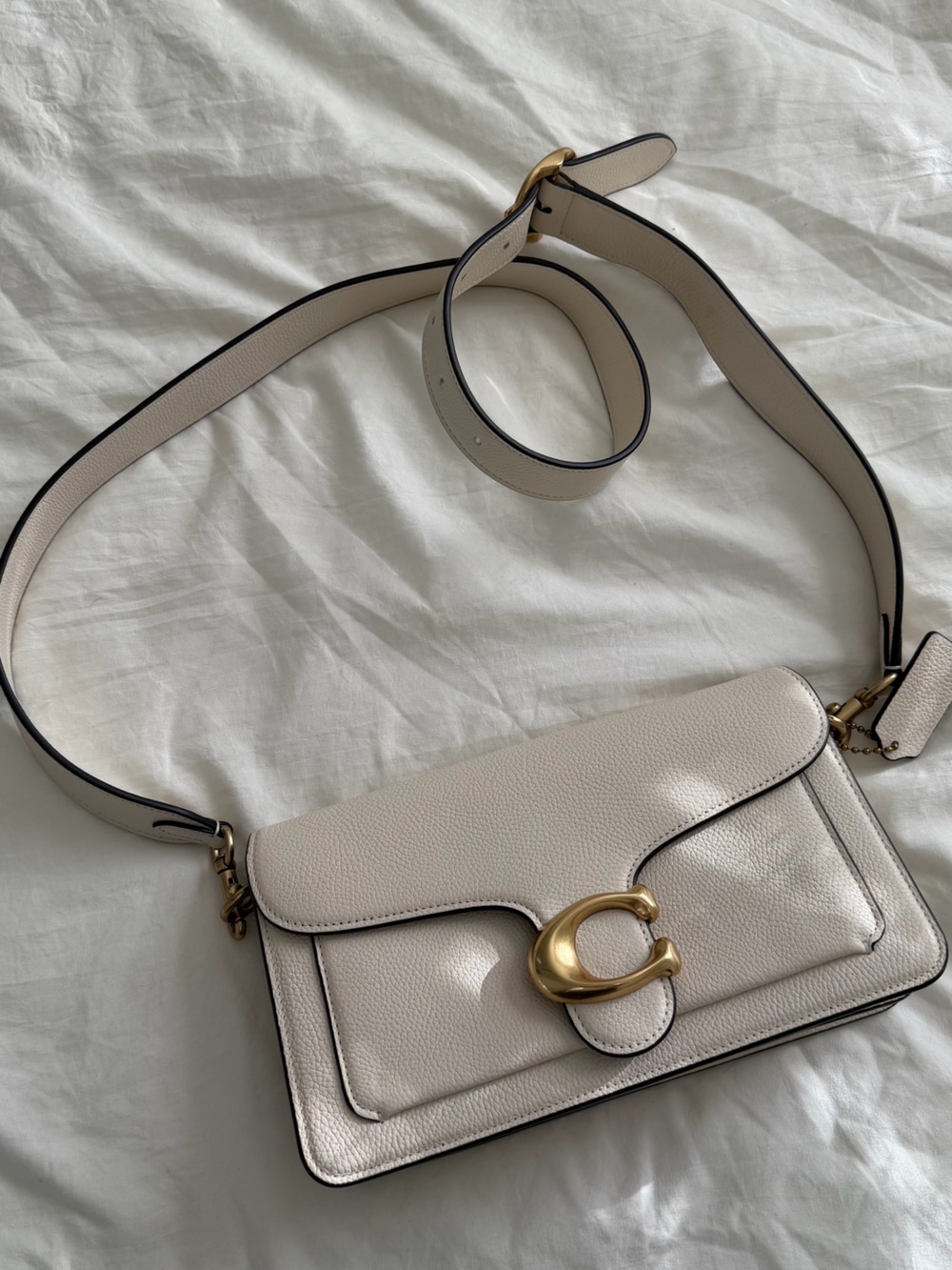 Coach Tabby 26 in Ivory/Cream leather with brass/gold hardware